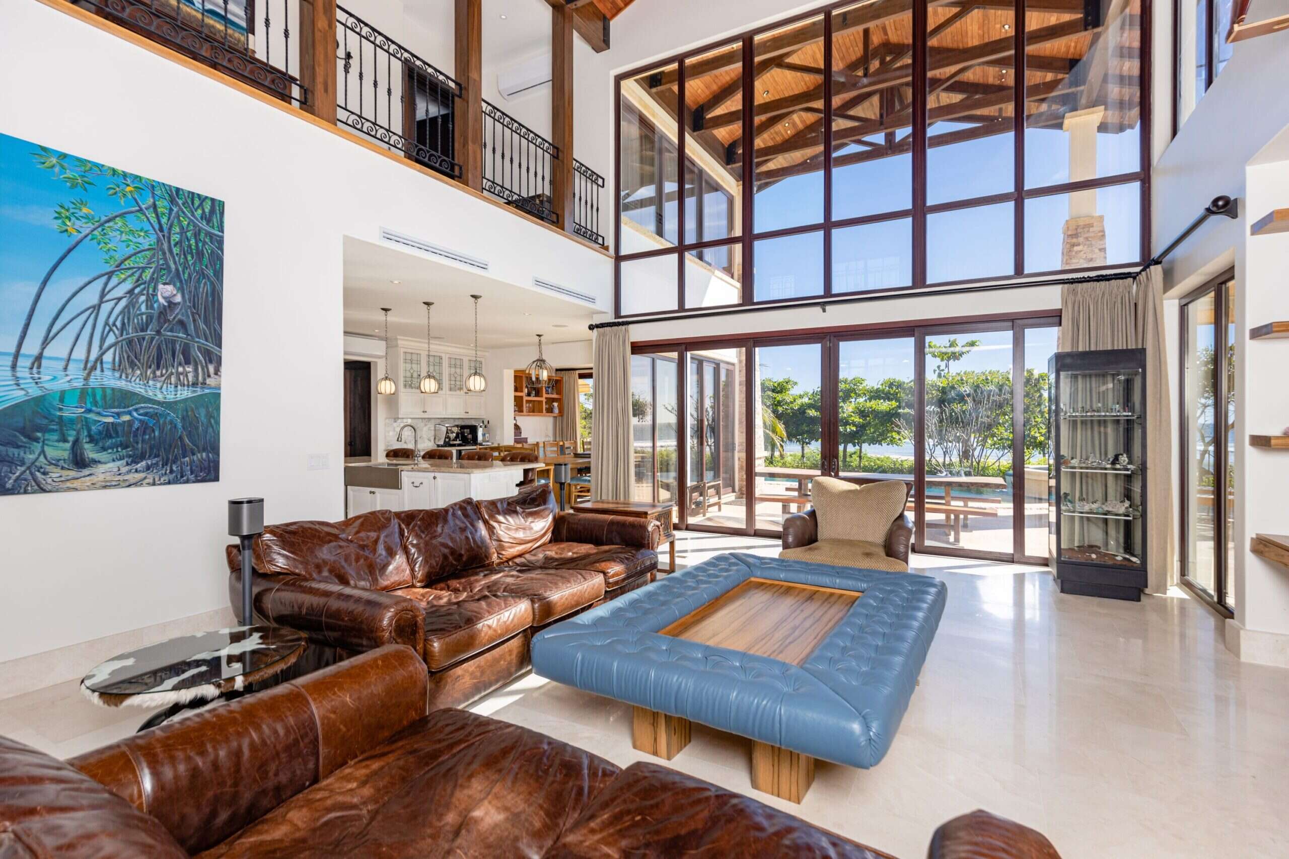 Costa Rican property living room