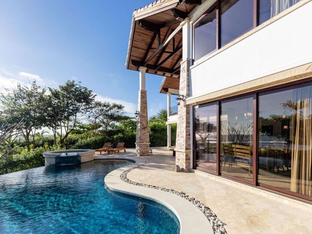 Costa Rican property pool