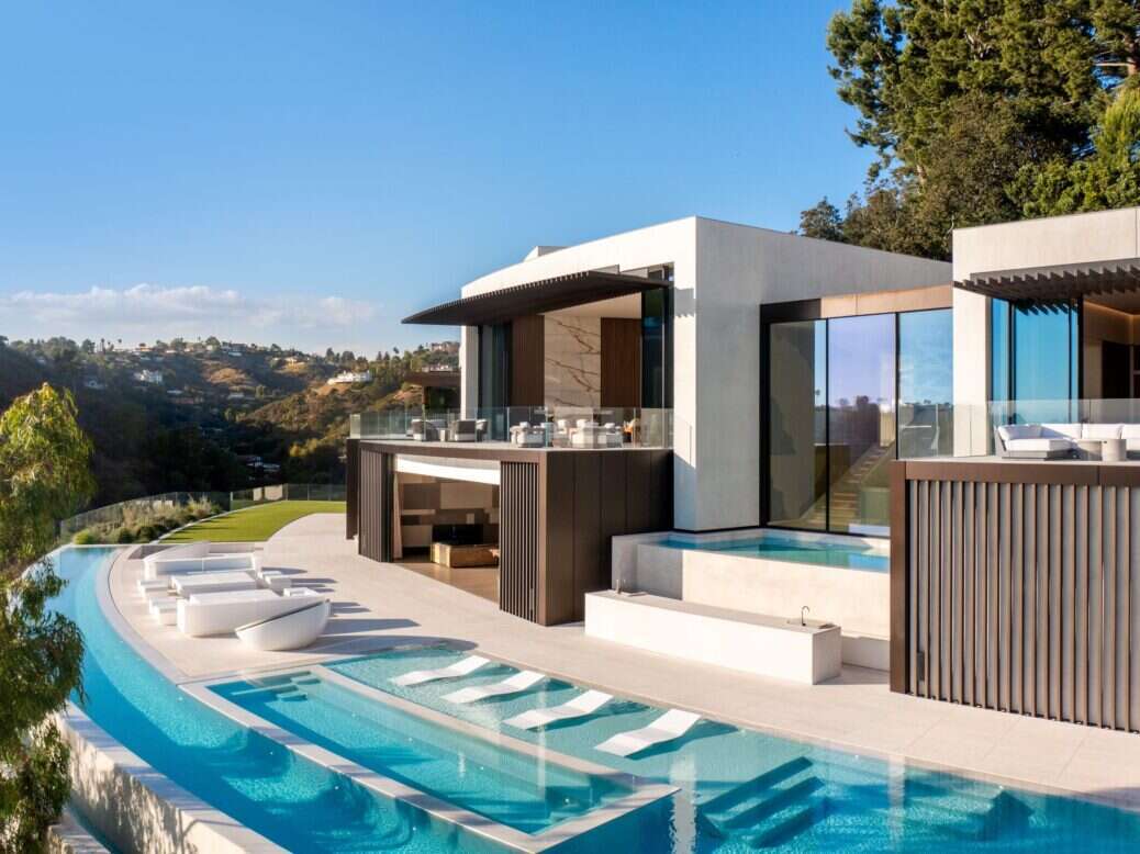 Bel-Air mansion pool