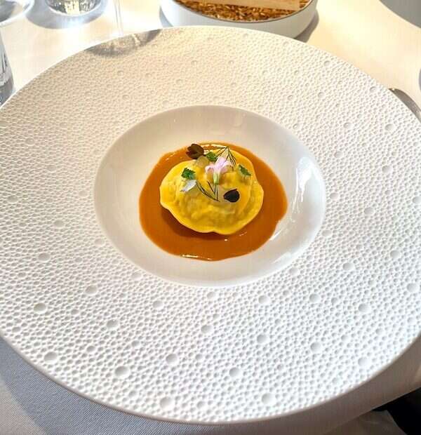 restaurant gordon ramsay lobster raviolo