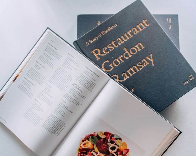 restaurant gordon ramsay a story of excellence book