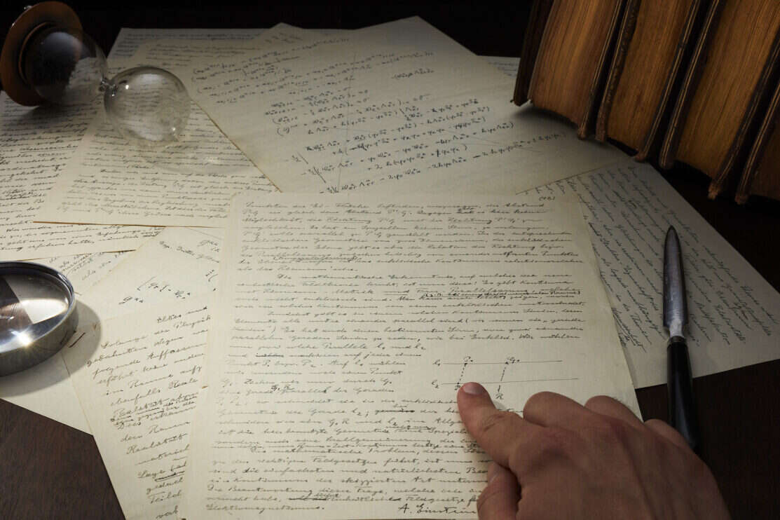 Rare 1929 Einstein Manuscript Offered by Christie's Shanghai