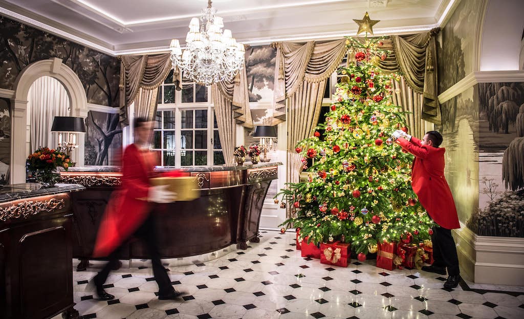 the goring hotel london christmas tree