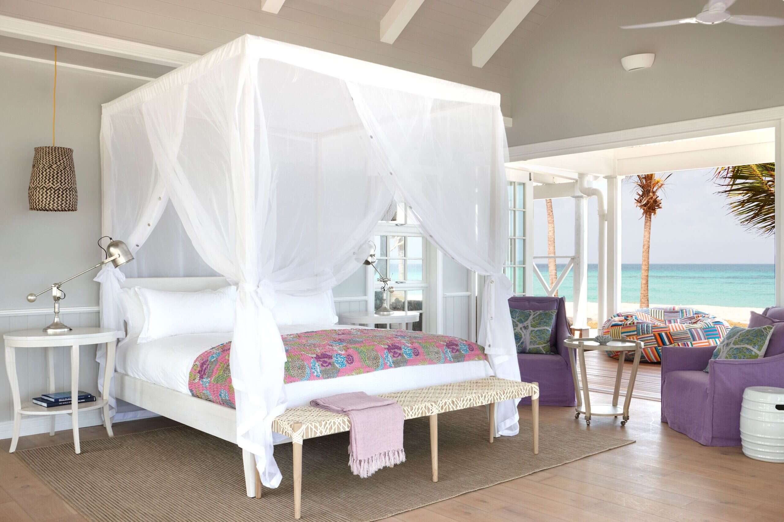 Thanda island bedroom 