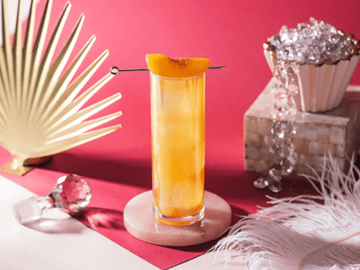 Festive Cocktails to Make This Christmas