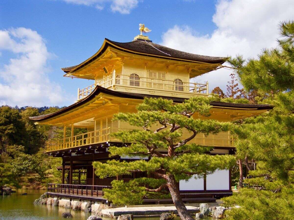 Temple in Japan Virtuoso