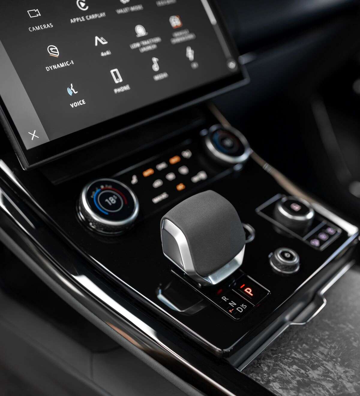 Range Rover Sport controls 