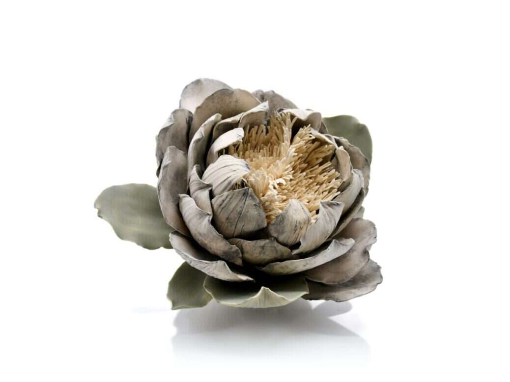 sayaka shingu ceramic flower
