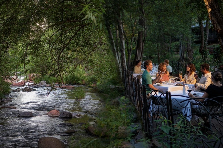 A romantic restaurant for Valentine's day on a brook