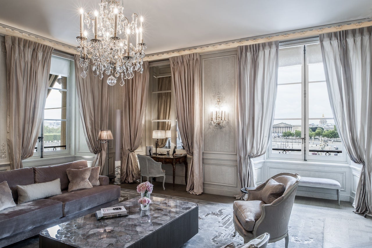 Hotel de Crillon suite