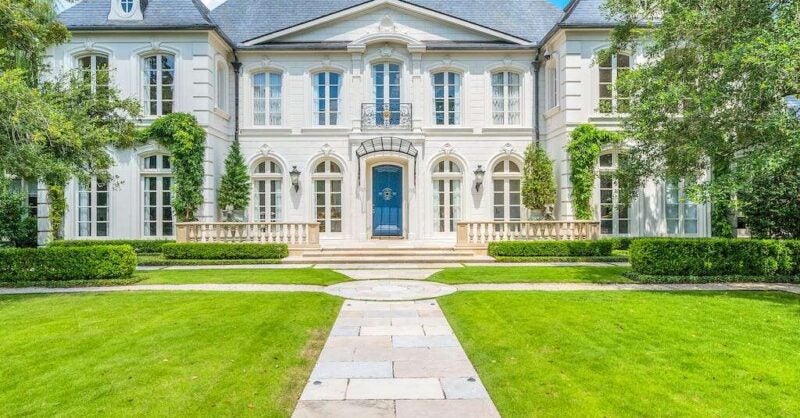 3630 Willowick is Fit for a Francophile Fantasy - Vimarsana News