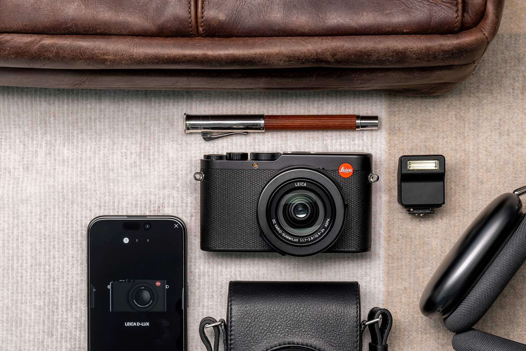 Leica Unveils Refreshed Compact Camera: the Leica D-Lux 8