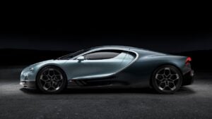 Buggatti tourbillon side