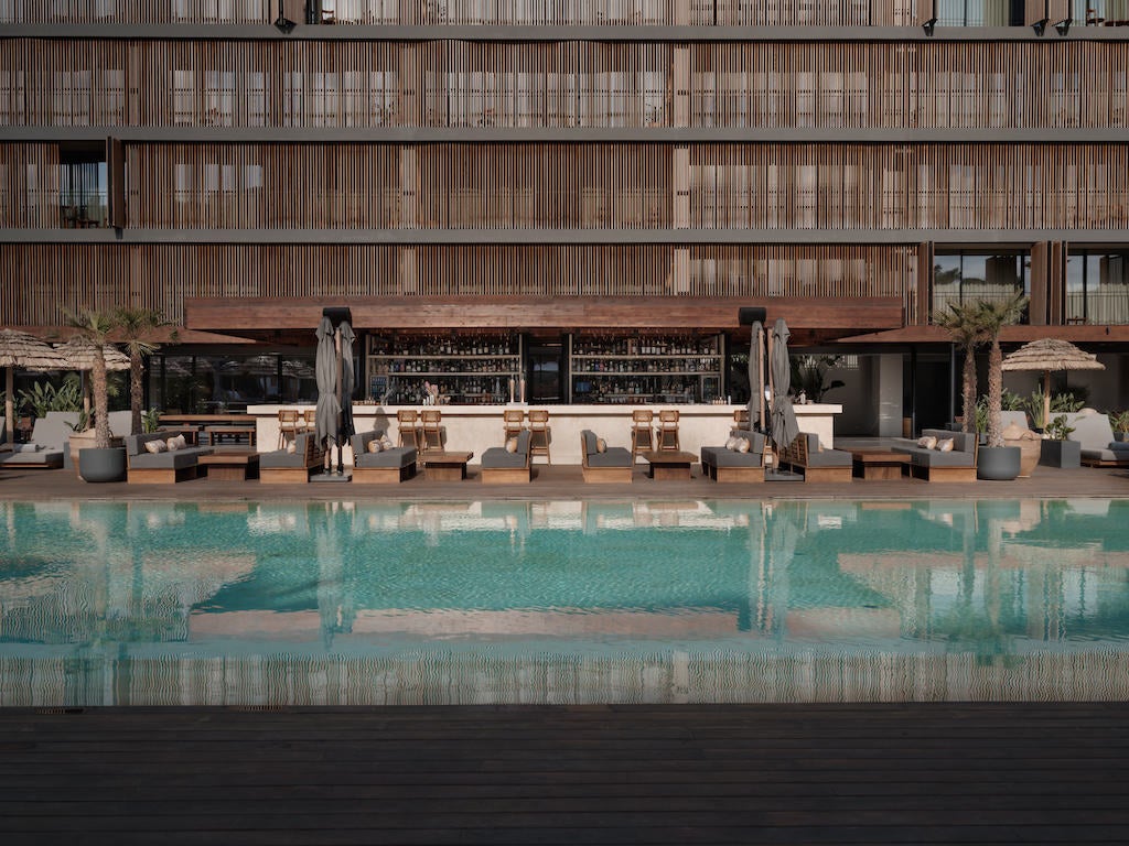 The poolside bar