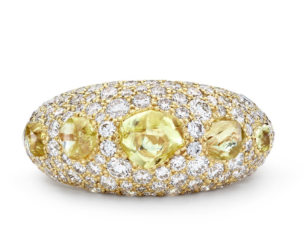 De Beers, Talisman Cocktail ring in Yellow Gold