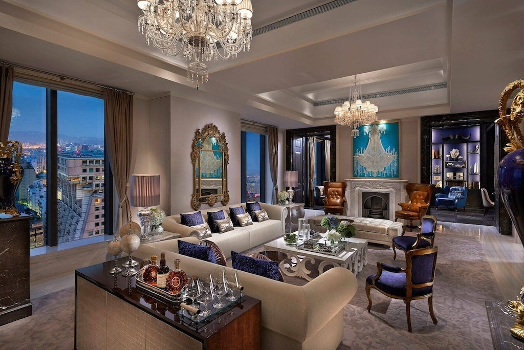 Mandarin Oriental suite