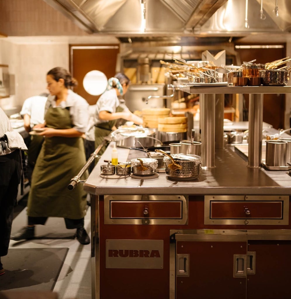 rubra restaurant kitchen