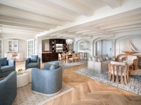 the commodore suite boca raton
