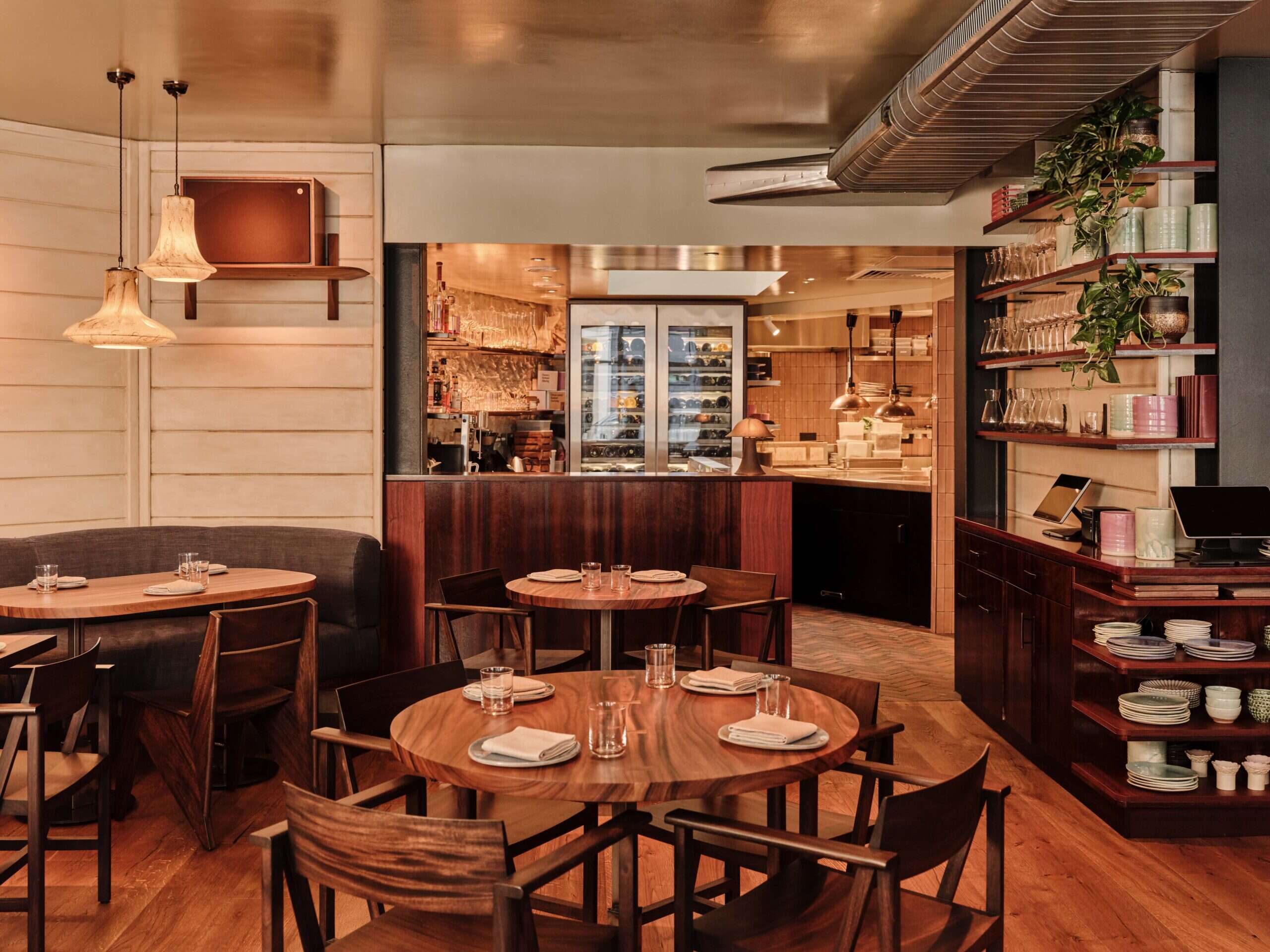 anglothai interiors