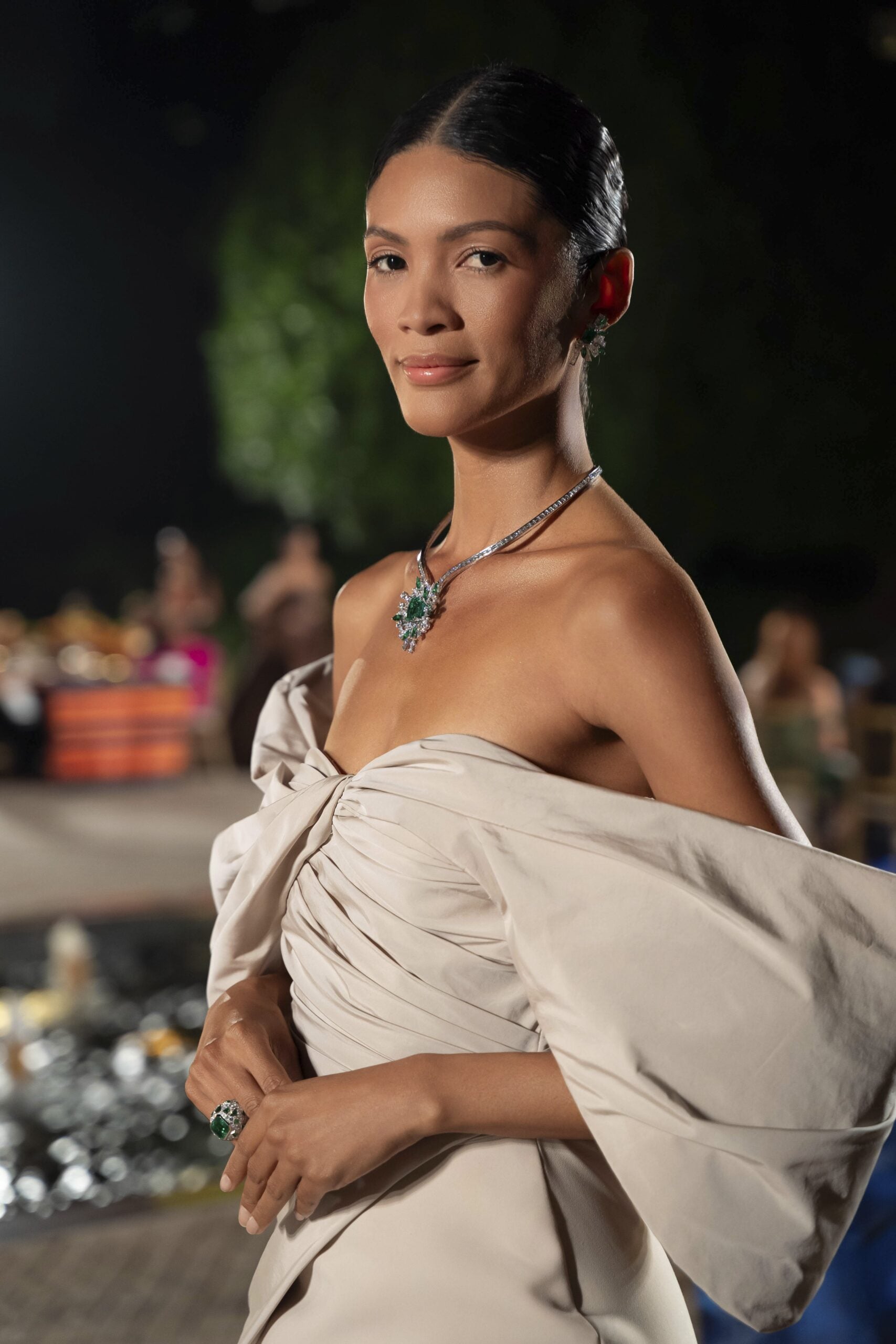 model with high jewelry