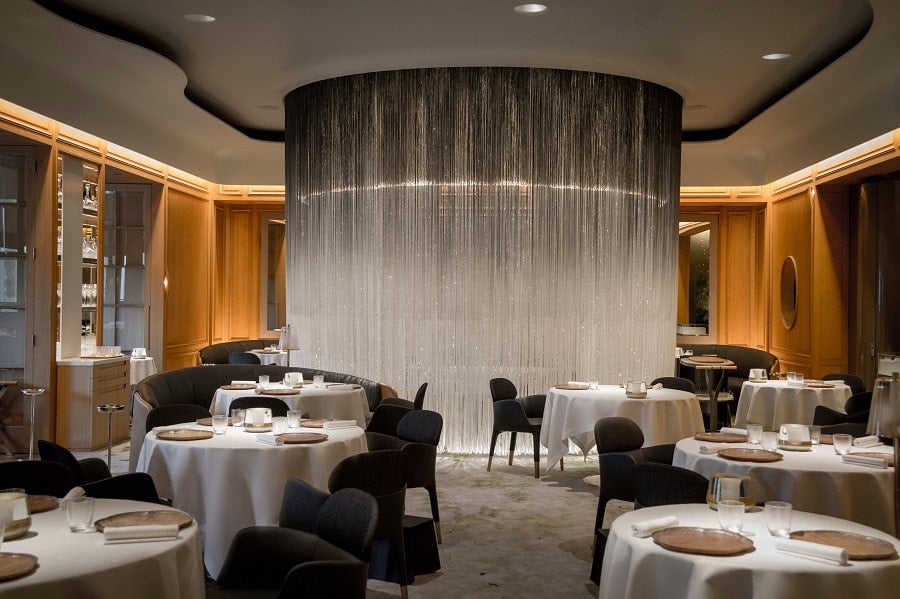 alain ducasse at the dorchester dining room 