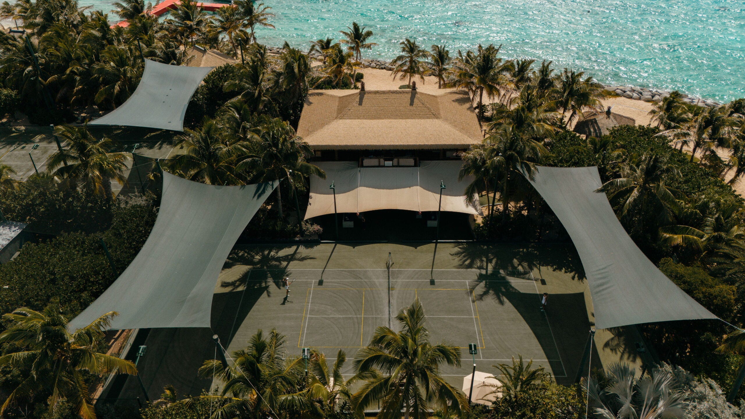 necker island tennis court