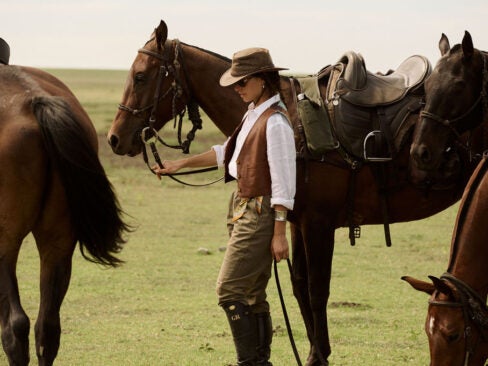 how to dress for a horse riding holiday