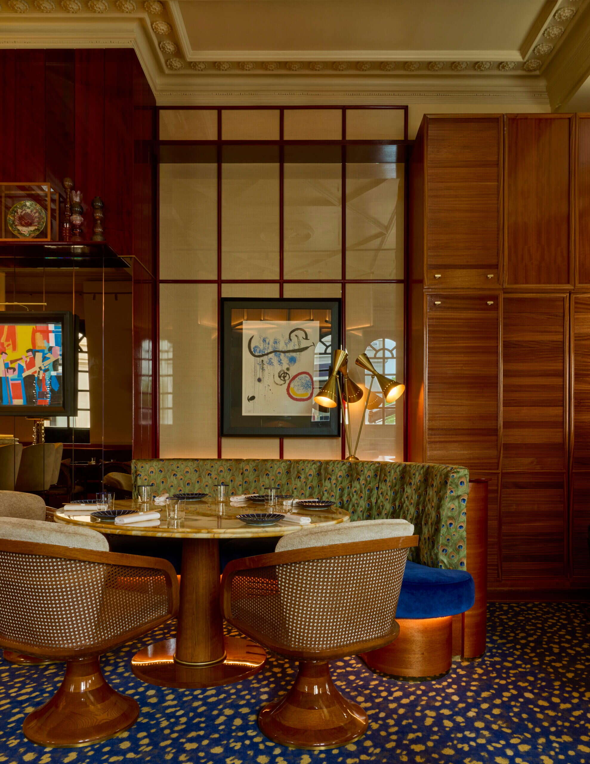 bar des pres interiors