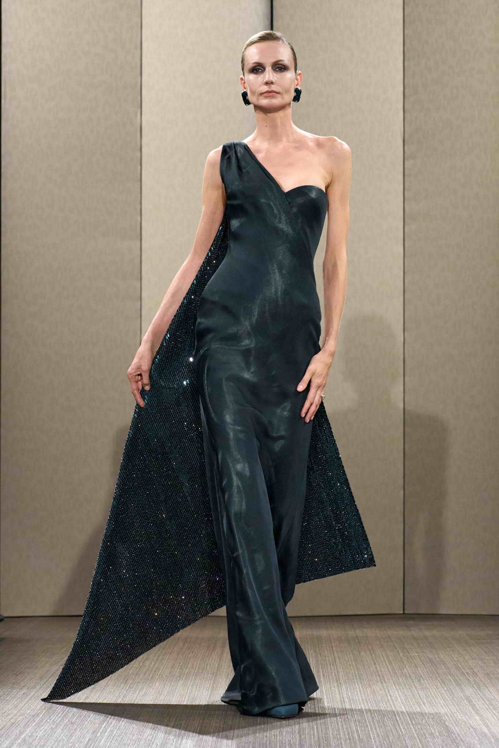 Armani Privé Autumn Winter Collection 2026/7