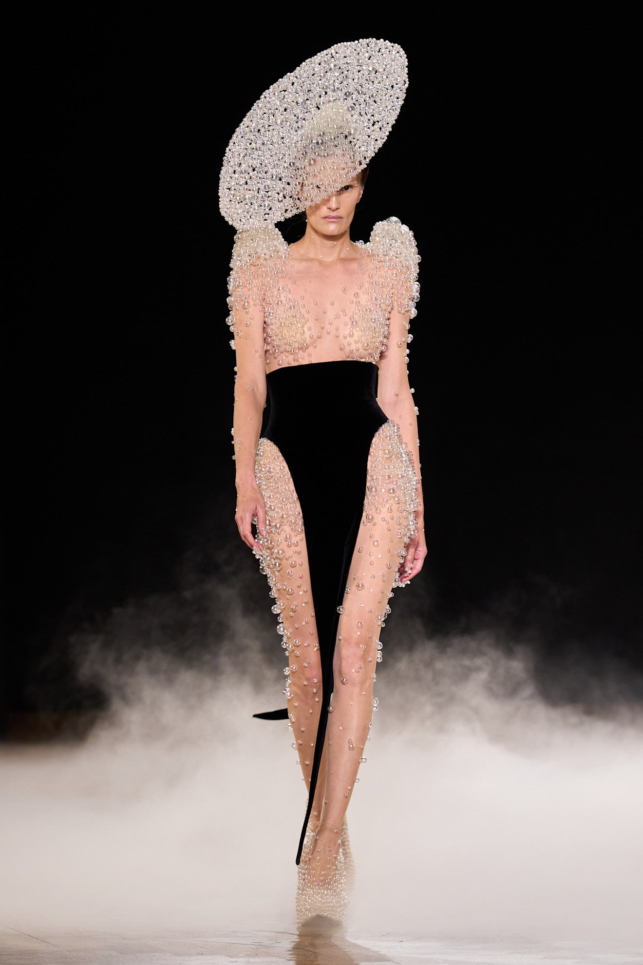 Iris Van Herpen Autumn Winter Collection 2026/7