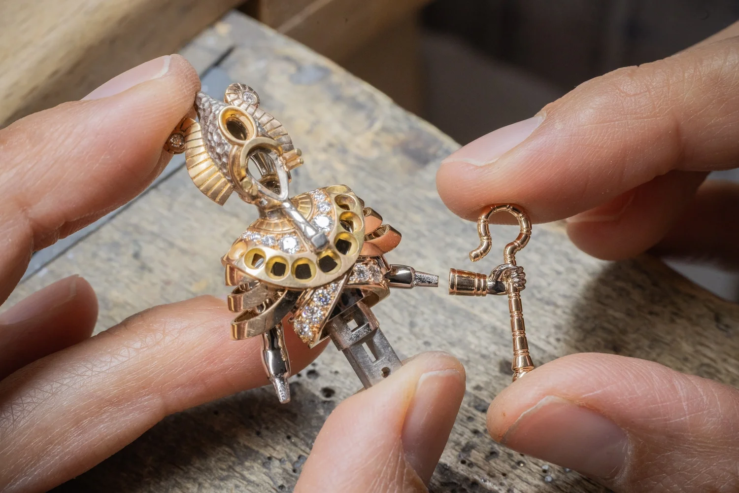 Van Cleef & Arpels Takes Cleopatra as its Latest Muse